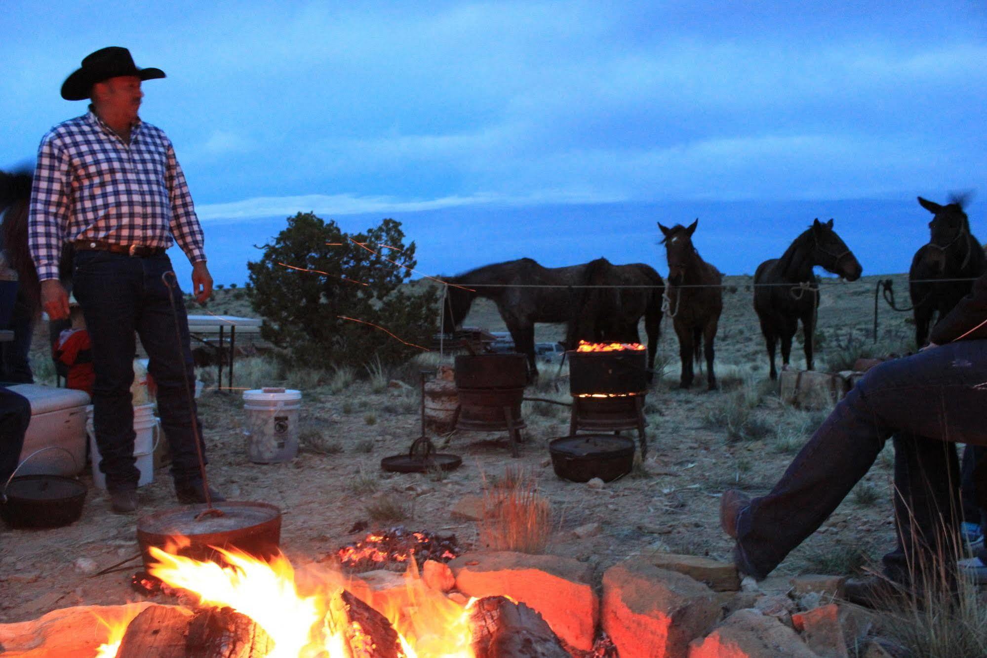 Hotel Grand Canyon Ranch & Outfitters Fredonia Exterior foto